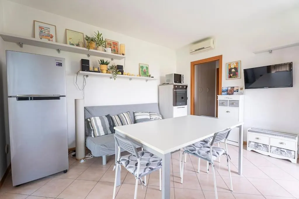 Apartment Appartamento La Terrazza In Residence Con Piscina Raffa